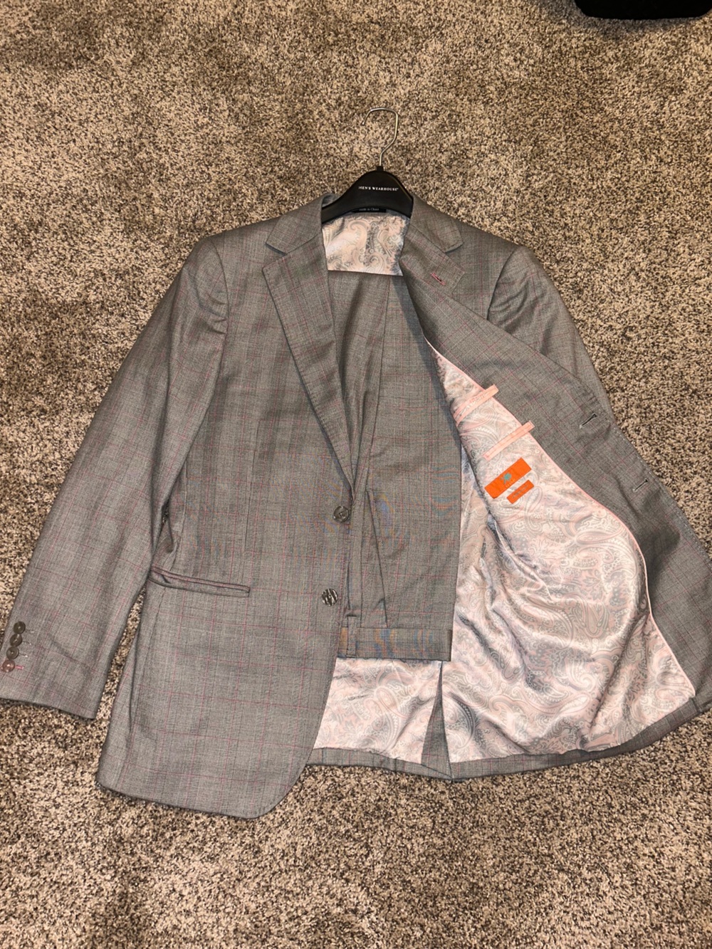 Gray Plaid Men’s Suit Jacket with Subtle Pink Windowpane